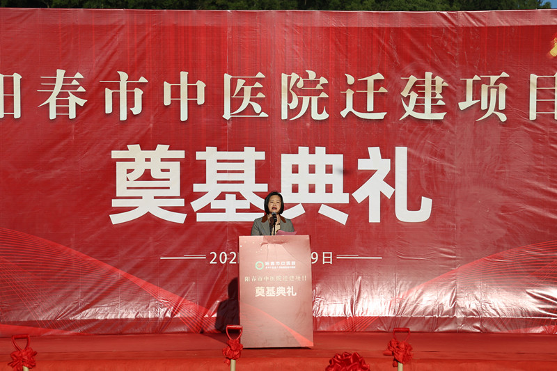 753A4379_.jpg